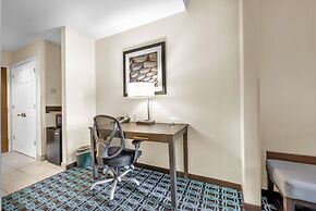 Wingate by Wyndham Chicago Schaumburg