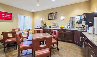 Red Roof Inn & Suites Dover Downtown