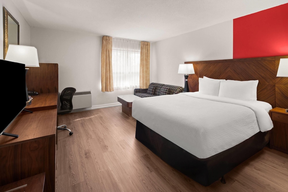 Ramada by Wyndham Arnprior