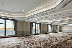 Halifax Marriott Harbourfront Hotel