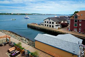 Halifax Marriott Harbourfront Hotel
