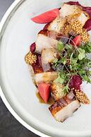 Halifax Marriott Harbourfront Hotel