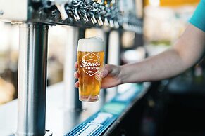 Halifax Marriott Harbourfront Hotel