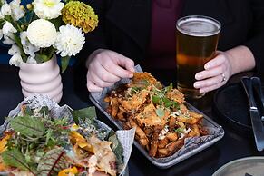 Halifax Marriott Harbourfront Hotel