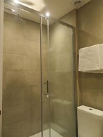 Glendale Hyde Park Hotel