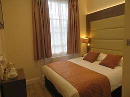 Glendale Hyde Park Hotel