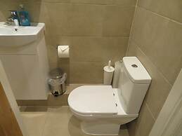 Glendale Hyde Park Hotel