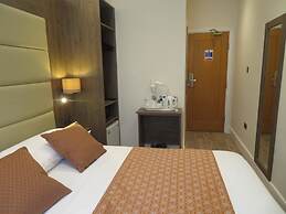 Glendale Hyde Park Hotel