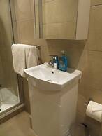 Glendale Hyde Park Hotel