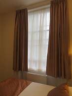 Glendale Hyde Park Hotel