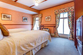 London Elizabeth Hotel