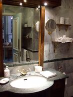 London Elizabeth Hotel