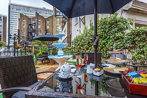 London Elizabeth Hotel