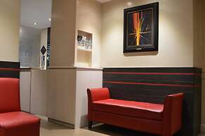 Best Western Plus Hospitality House