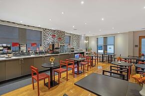 Best Western Plus Hospitality House