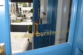 Best Western Plus Hospitality House