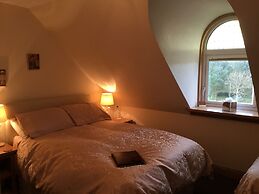 Lakeview Guest House