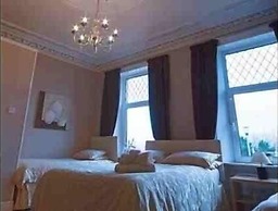 Lakeview Guest House