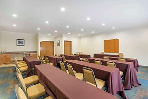 Best Western Plus Lake Worth Inn & Suites