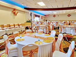 Travelodge by Wyndham Indianapolis Speedway