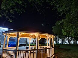 Travelodge by Wyndham Indianapolis Speedway