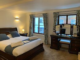Pilgrims Hotel