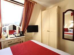 Pilgrims Hotel