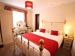 Pilgrims Hotel