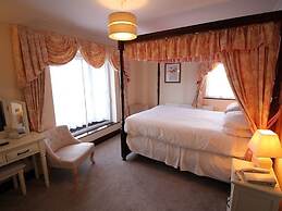 Pilgrims Hotel