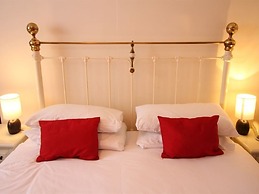 Pilgrims Hotel
