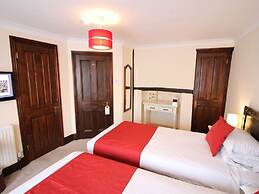 Pilgrims Hotel