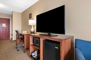 Comfort Inn & Suites Orlando North
