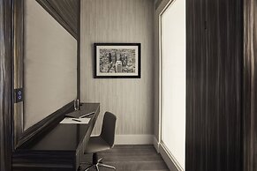 Eccleston Square Hotel