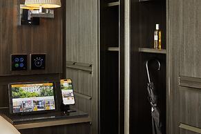 Eccleston Square Hotel