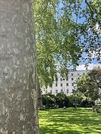 Eccleston Square Hotel