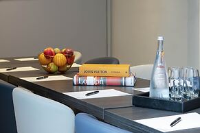 Eccleston Square Hotel