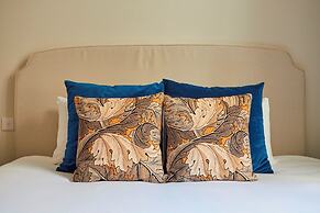 Georgian House Hotel