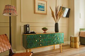 Georgian House Hotel