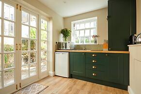 Georgian House Hotel