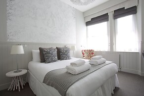 Georgian House Hotel