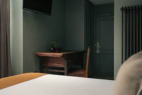 Georgian House Hotel