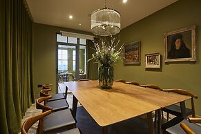 Georgian House Hotel