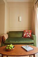 Georgian House Hotel