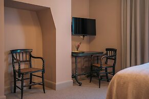 Georgian House Hotel
