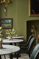 Georgian House Hotel