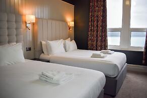 Nomi Rooms and Restaurant
