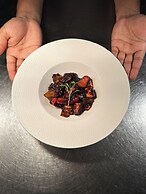 Nomi Rooms and Restaurant