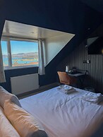 Nomi Rooms and Restaurant