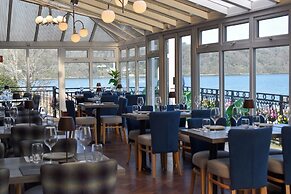Nomi Rooms and Restaurant