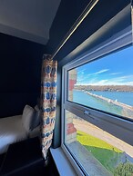 Nomi Rooms and Restaurant